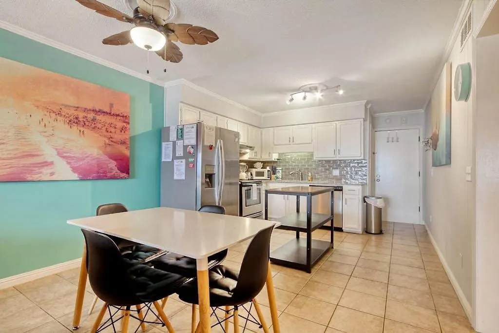 Cherry Grove Retreat & Sea Cabin-1